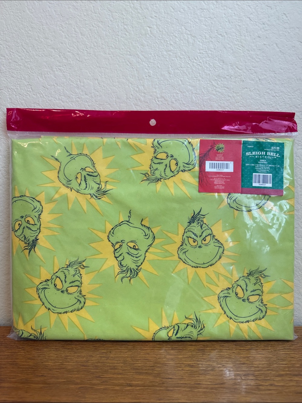 The Grinch Christmas Vinyl Tablecloth